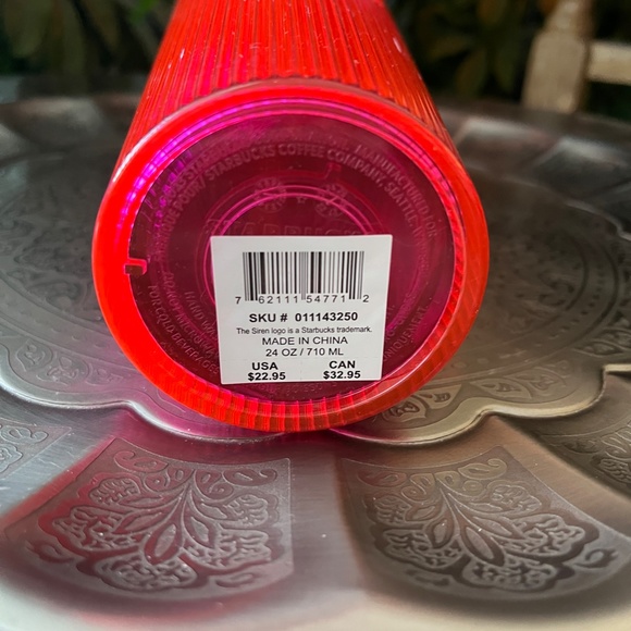 STARBUCKS 2023 24 oz HOT PINK Ribbed Tumbler - Picture 6 of 6
